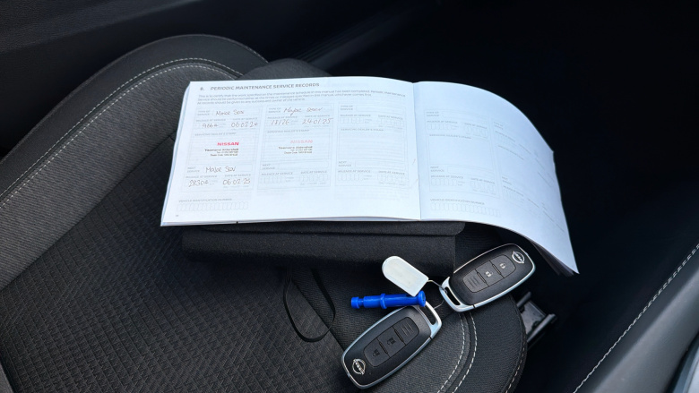 Nissan Qashqai 1.3 DiG-T MH 158 N-Connecta 5dr Xtronic Petrol Hatchback